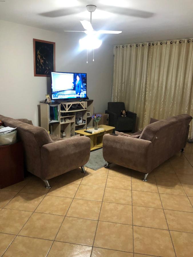 Casa à venda com 3 quartos, 184m² - Foto 9