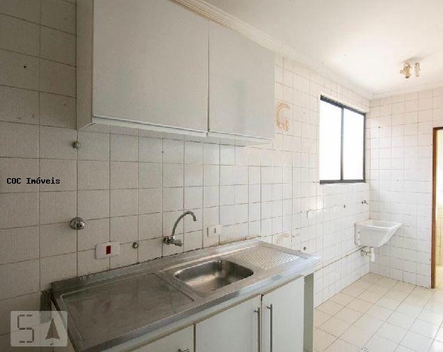 Apartamento à venda com 2 quartos, 72m² - Foto 2