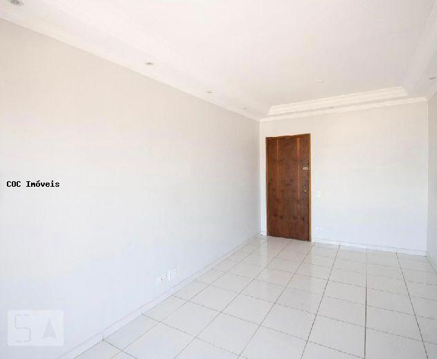 Apartamento à venda com 2 quartos, 72m² - Foto 9