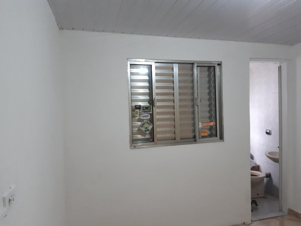 Casa à venda com 2 quartos, 70m² - Foto 10