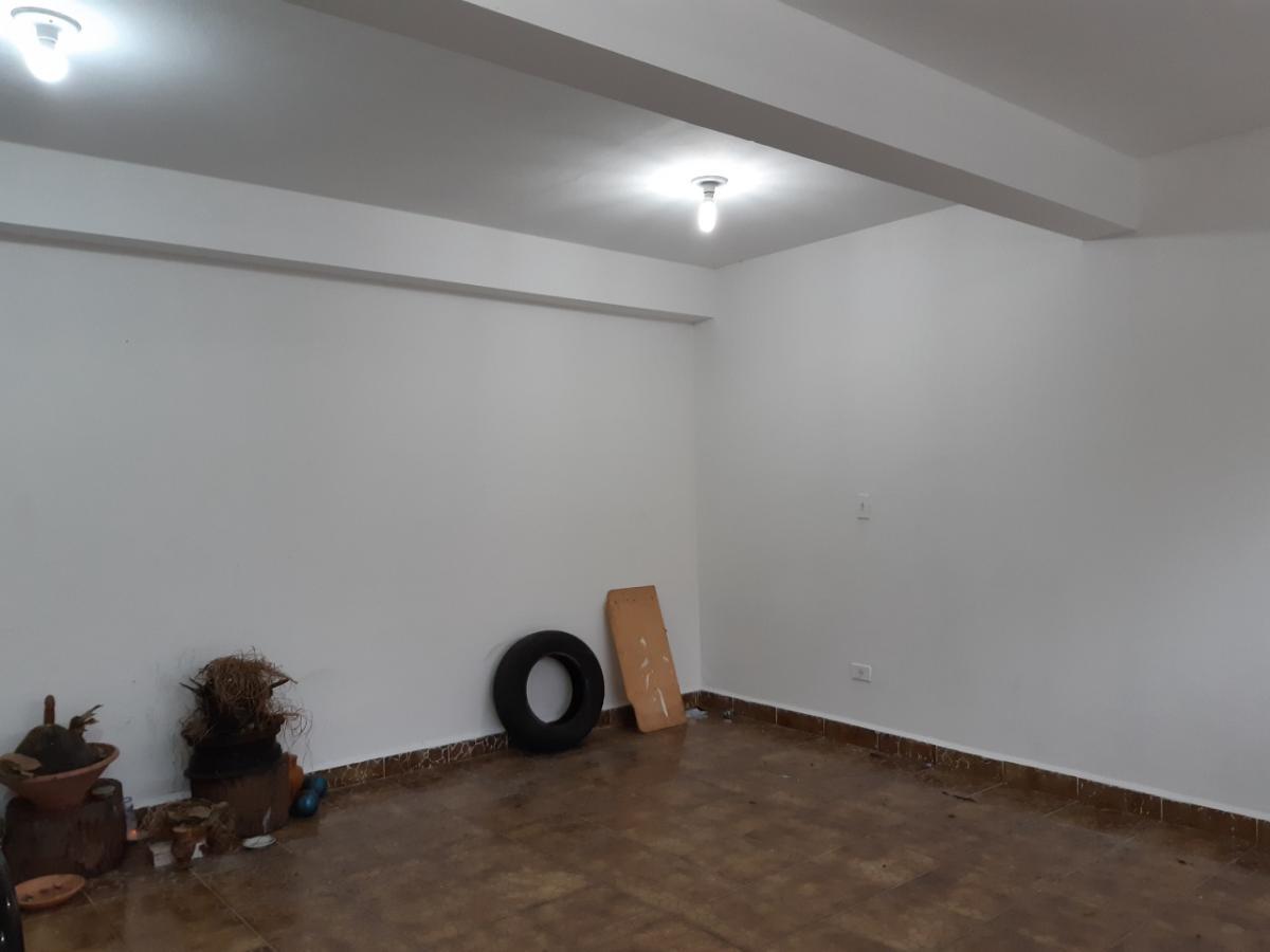 Casa à venda com 2 quartos, 70m² - Foto 17