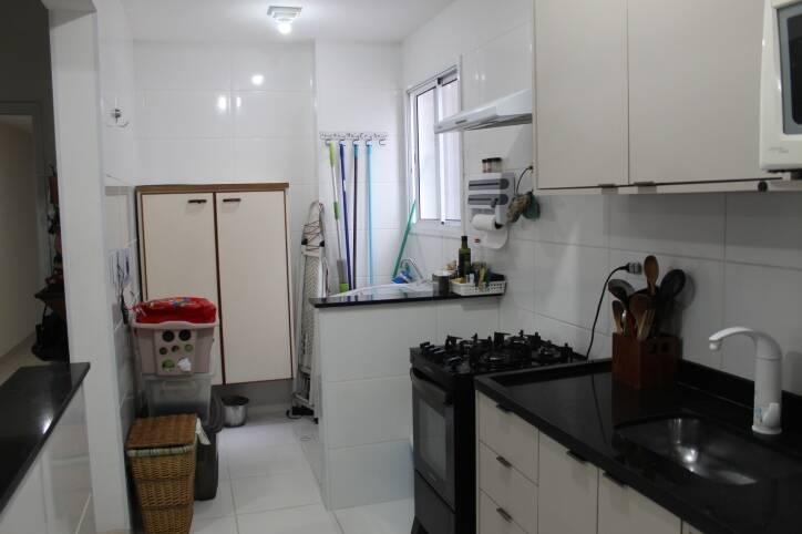 Apartamento à venda com 2 quartos, 80m² - Foto 6