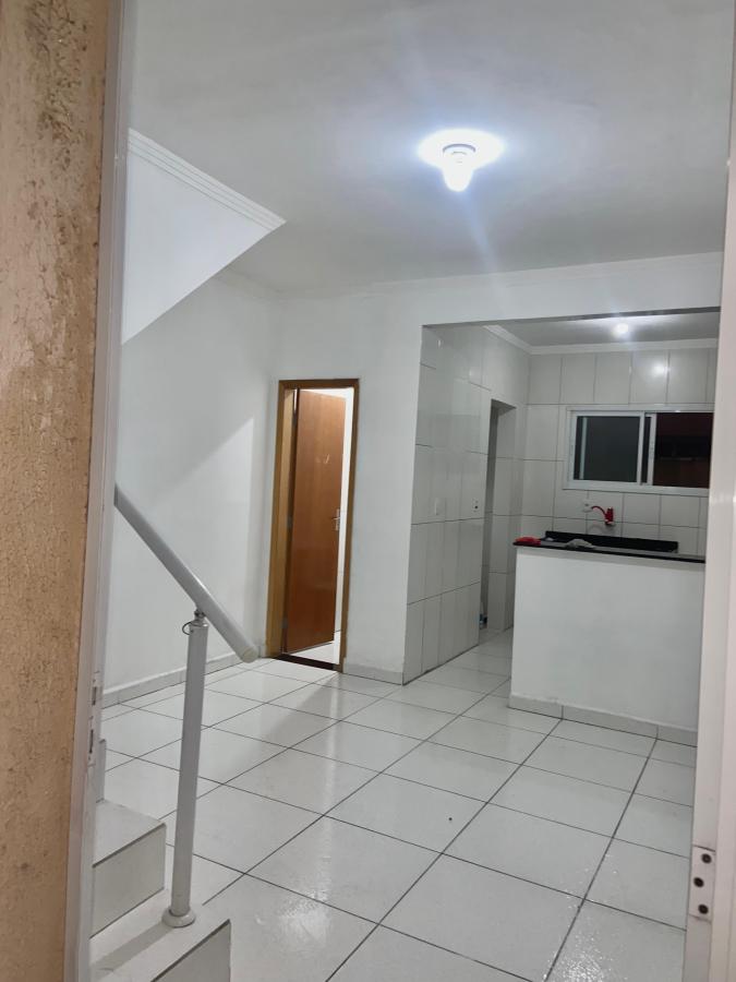 Casa de Condomínio à venda com 2 quartos, 50m² - Foto 2