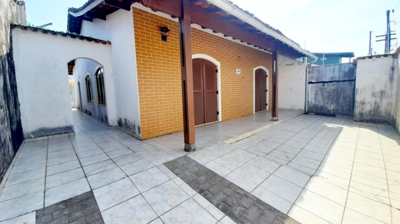 Casa à venda com 3 quartos, 120m² - Foto 1